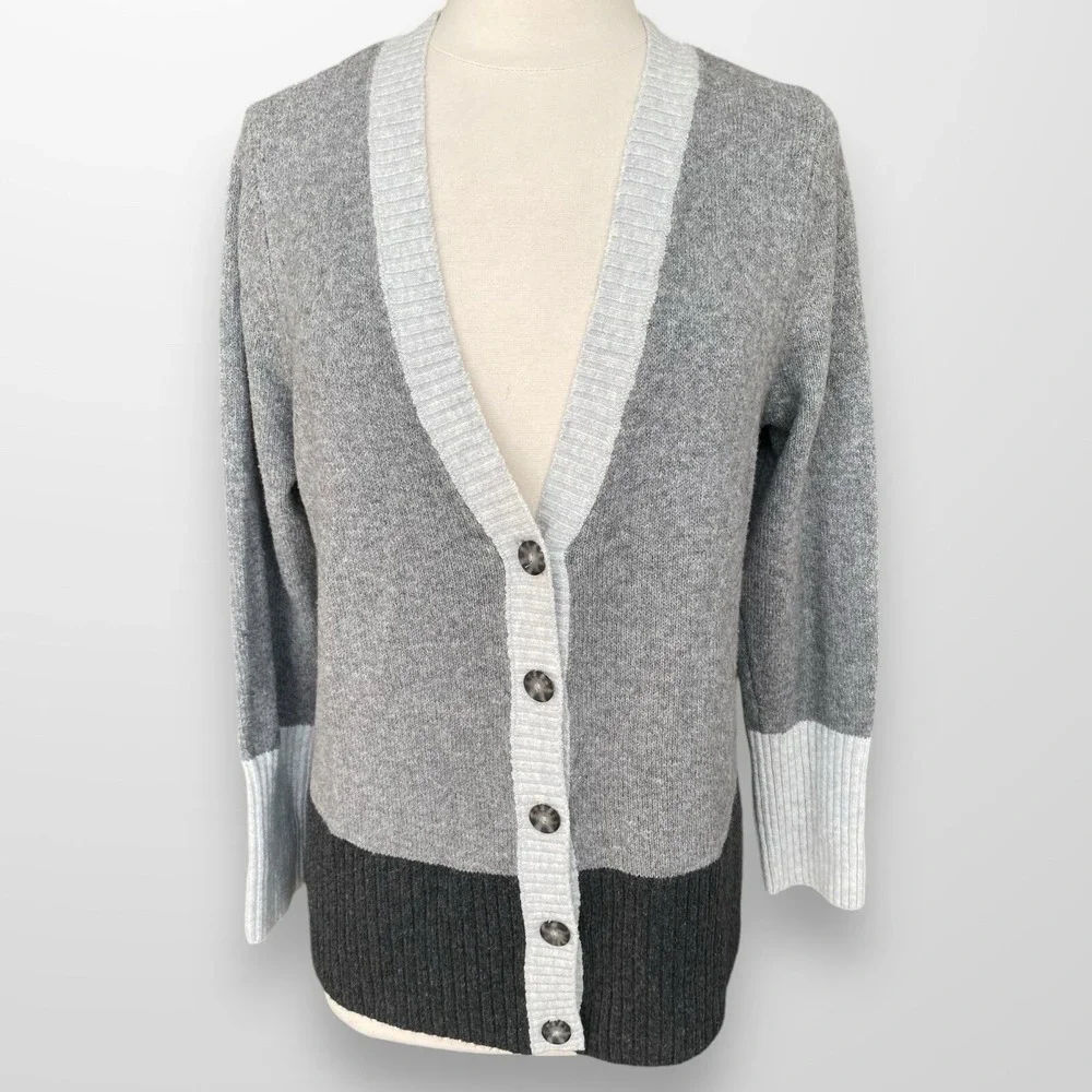 CJ Banks Women's Size X Cardigan Sweater Grandpa Gray Button Front‎ Soft